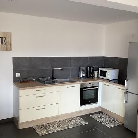 Casa Laurel Apartman Figari  Kültér fotó